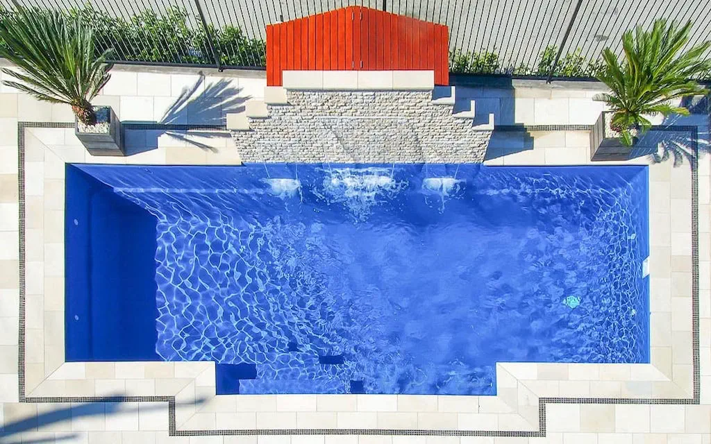 New Wave Pool Builders offers you the full range of Leisure Pools fiberglass pool colors